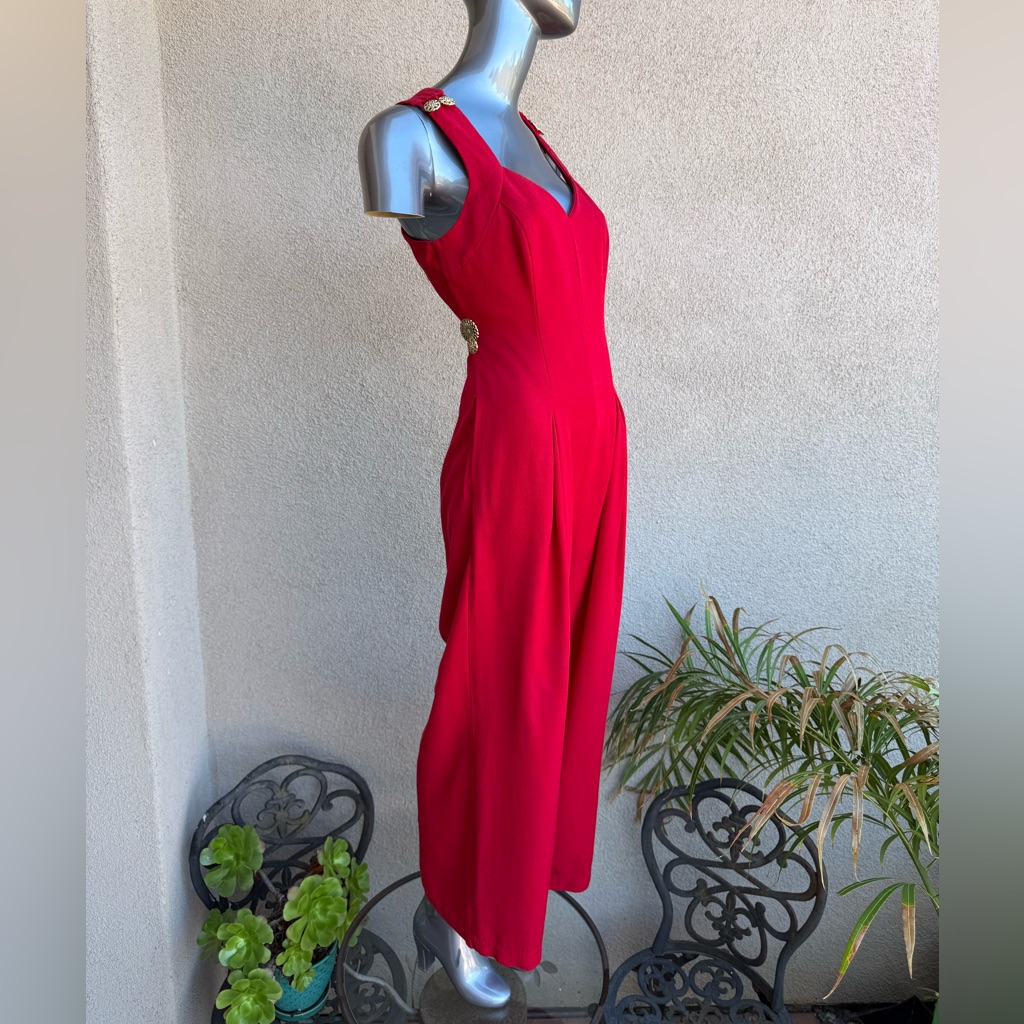 Susan Roselli Ladies Pleated Open-Back Jumpsuit Size 12